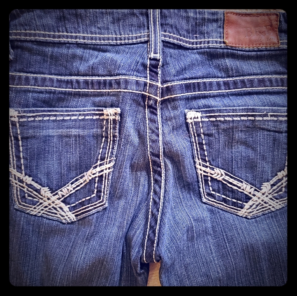 Buckle Jeans